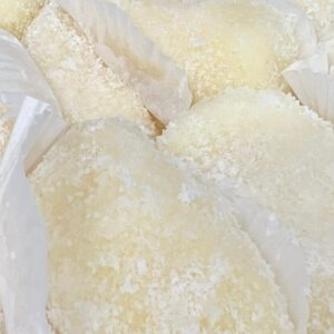 WHITE CHUMCHUM COCONUT